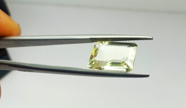 HELIODORE (YELLOW BERYL) RECTANGLE CUT 10X14MM -7.10 CARAT - Ravi Ratnesh
