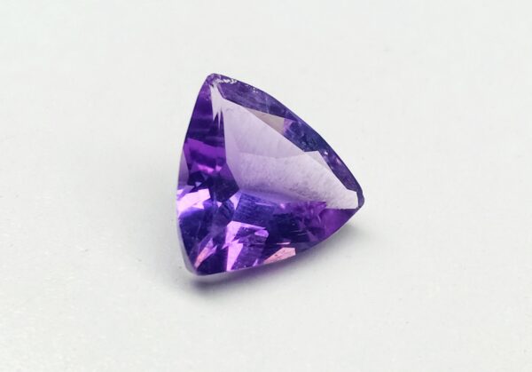 Amethyst Natural Gemstone Trillian Cut 10MM -2.40 Carat - Ravi Ratnesh