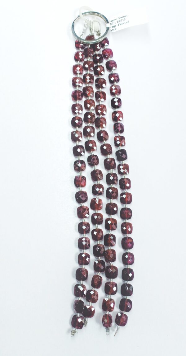 Garnet Checker Faceted (8mm) - Ravi Ratnesh
