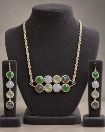 Necklace Set 09